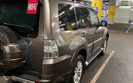 Mitsubishi Pajero IV, 2012 год, 2 000 000 рублей, 13 фотография