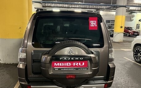 Mitsubishi Pajero IV, 2012 год, 2 000 000 рублей, 14 фотография