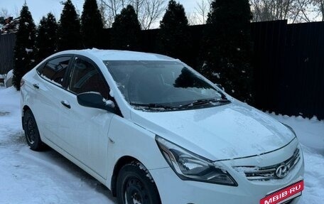 Hyundai Solaris II рестайлинг, 2014 год, 835 000 рублей, 4 фотография