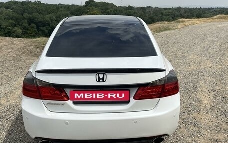 Honda Accord IX рестайлинг, 2013 год, 1 395 000 рублей, 4 фотография