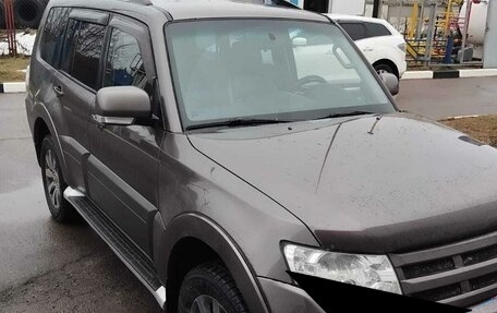 Mitsubishi Pajero IV, 2010 год, 1 500 000 рублей, 2 фотография