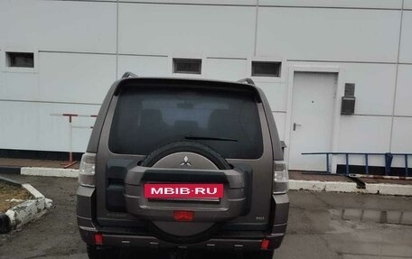 Mitsubishi Pajero IV, 2010 год, 1 500 000 рублей, 4 фотография