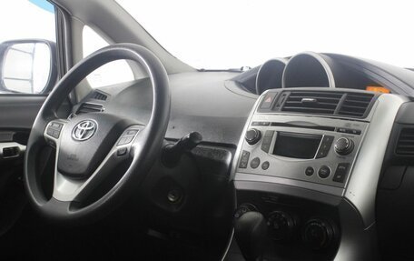 Toyota Verso I, 2011 год, 1 399 000 рублей, 9 фотография