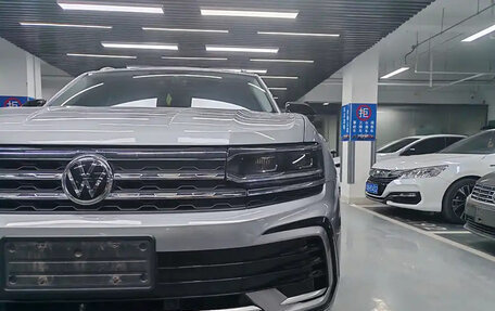 Volkswagen Teramont I, 2022 год, 3 392 000 рублей, 3 фотография