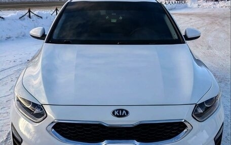 KIA cee'd III, 2020 год, 1 900 000 рублей, 2 фотография