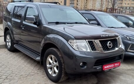 Nissan Pathfinder, 2011 год, 1 725 000 рублей, 3 фотография