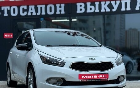 KIA cee'd III, 2014 год, 1 049 000 рублей, 3 фотография