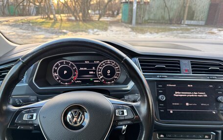 Volkswagen Tiguan II, 2018 год, 3 150 000 рублей, 10 фотография