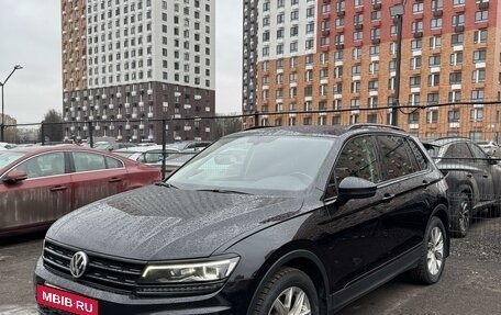 Volkswagen Tiguan II, 2018 год, 3 150 000 рублей, 13 фотография