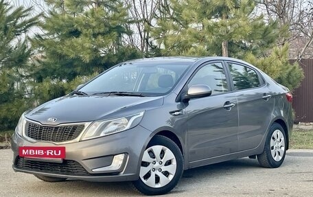 KIA Rio III рестайлинг, 2012 год, 879 000 рублей, 2 фотография