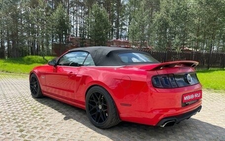 Ford Mustang VI рестайлинг, 2013 год, 4 990 000 рублей, 2 фотография