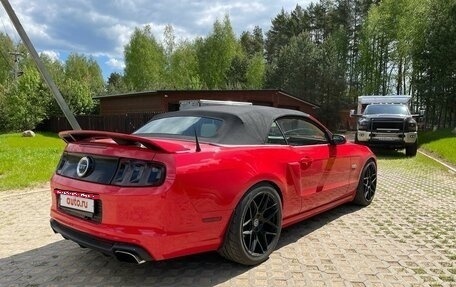 Ford Mustang VI рестайлинг, 2013 год, 4 990 000 рублей, 3 фотография