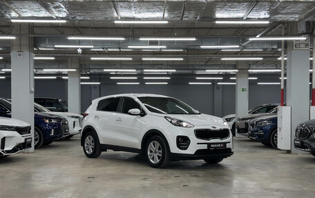 KIA Sportage IV рестайлинг, 2018 год, 2 190 000 рублей, 10 фотография