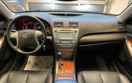 Toyota Camry, 2007 год, 1 100 000 рублей, 13 фотография