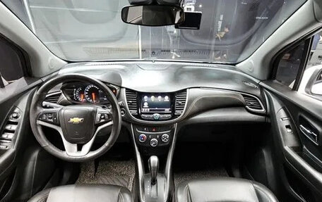 Chevrolet Trax, 2020 год, 1 250 000 рублей, 5 фотография