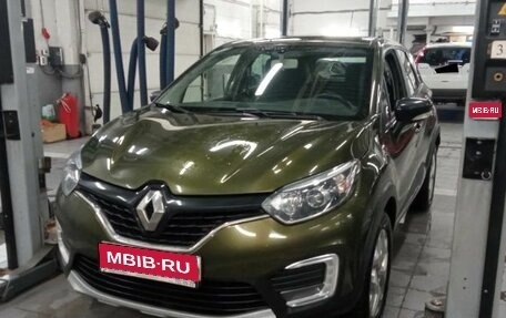 Renault Kaptur I рестайлинг, 2016 год, 1 100 000 рублей, 1 фотография