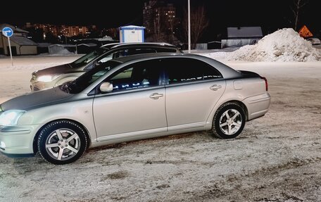 Toyota Avensis III рестайлинг, 2005 год, 890 000 рублей, 4 фотография