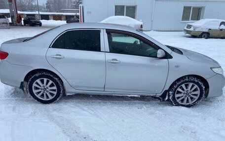 Toyota Corolla, 2009 год, 800 000 рублей, 4 фотография