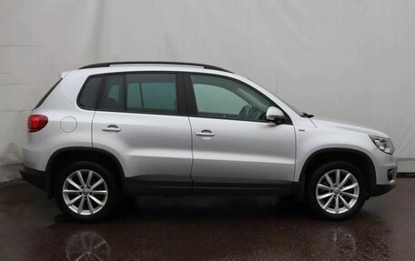 Volkswagen Tiguan I, 2015 год, 1 729 000 рублей, 7 фотография