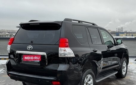 Toyota Land Cruiser Prado 150 рестайлинг 2, 2010 год, 2 649 000 рублей, 9 фотография