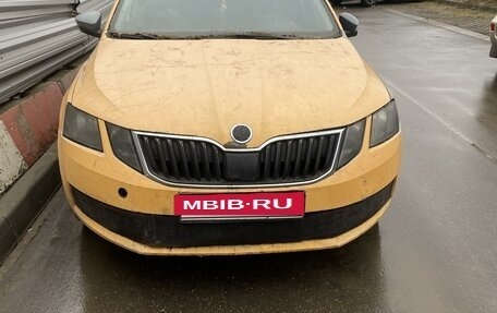 Skoda Octavia, 2018 год, 650 000 рублей, 3 фотография