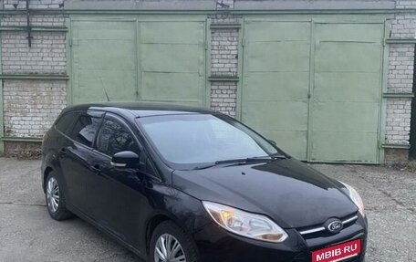 Ford Focus III, 2012 год, 575 000 рублей, 3 фотография