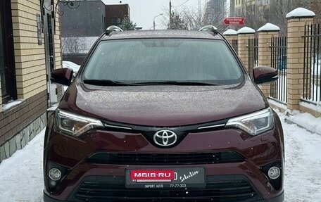 Toyota RAV4, 2018 год, 2 849 900 рублей, 6 фотография