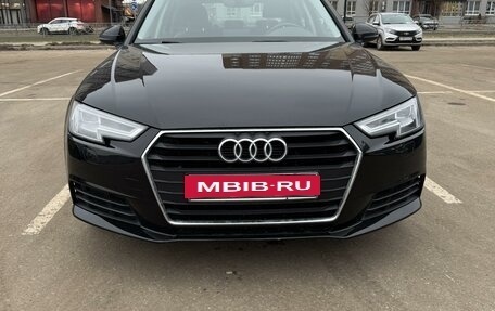 Audi A4, 2019 год, 2 880 000 рублей, 2 фотография