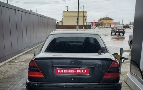 Mercedes-Benz C-Класс, 1994 год, 300 000 рублей, 3 фотография