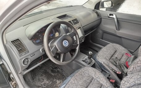 Volkswagen Polo IV рестайлинг, 2002 год, 340 000 рублей, 9 фотография