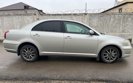 Toyota Avensis III рестайлинг, 2003 год, 500 000 рублей, 6 фотография