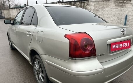 Toyota Avensis III рестайлинг, 2003 год, 500 000 рублей, 10 фотография