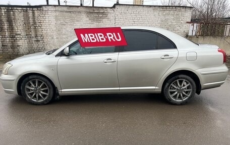 Toyota Avensis III рестайлинг, 2003 год, 500 000 рублей, 12 фотография