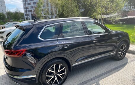 Volkswagen Touareg III, 2021 год, 6 700 000 рублей, 4 фотография