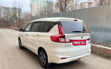 Suzuki Ertiga II, 2022 год, 2 495 000 рублей, 4 фотография