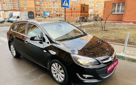 Opel Astra J, 2014 год, 895 000 рублей, 1 фотография