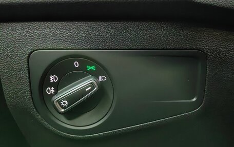 Volkswagen Tiguan II, 2019 год, 1 835 000 рублей, 21 фотография
