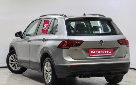 Volkswagen Tiguan II, 2019 год, 1 835 000 рублей, 2 фотография