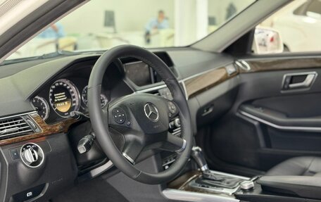 Mercedes-Benz E-Класс, 2011 год, 1 499 000 рублей, 11 фотография