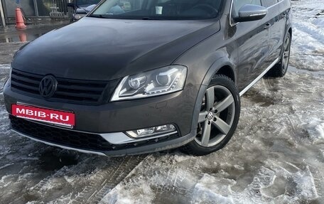 Volkswagen Passat B7, 2012 год, 1 780 000 рублей, 3 фотография