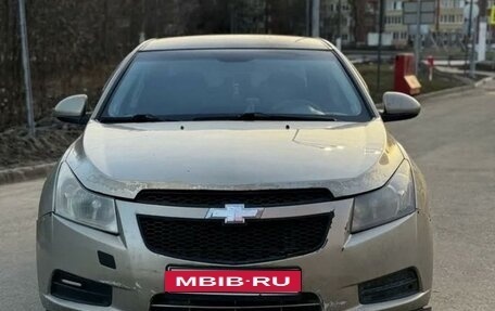 Chevrolet Cruze II, 2010 год, 390 000 рублей, 3 фотография