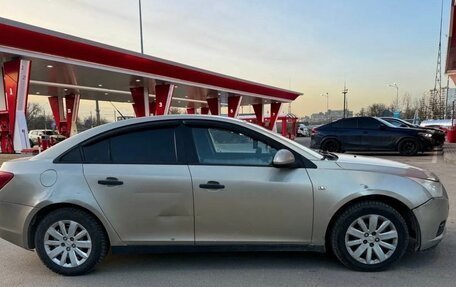 Chevrolet Cruze II, 2010 год, 390 000 рублей, 4 фотография