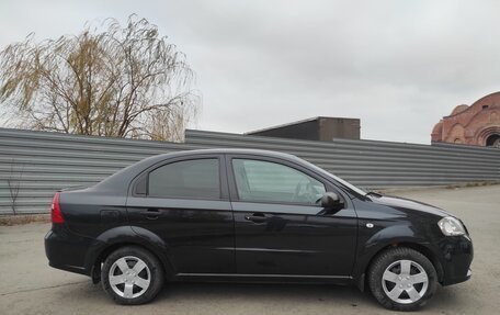 Chevrolet Aveo III, 2011 год, 640 000 рублей, 2 фотография