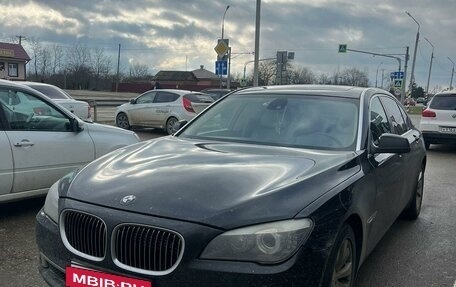 BMW 7 серия, 2010 год, 3 фотография