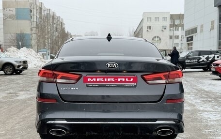 KIA Optima IV, 2019 год, 2 550 000 рублей, 6 фотография