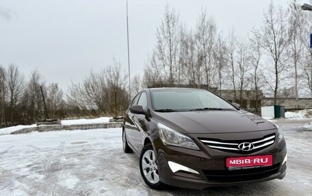 Hyundai Solaris II рестайлинг, 2015 год, 1 280 000 рублей, 1 фотография