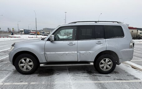 Mitsubishi Pajero IV, 2014 год, 2 200 000 рублей, 11 фотография