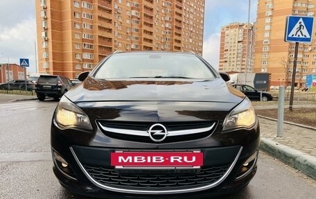 Opel Astra J, 2014 год, 895 000 рублей, 4 фотография