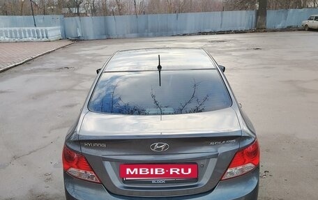 Hyundai Solaris II рестайлинг, 2011 год, 855 000 рублей, 5 фотография