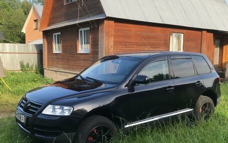 Volkswagen Touareg III, 2003 год, 900 000 рублей, 4 фотография